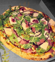 Tropico Pizza food