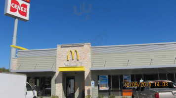 Mcdonald's outside