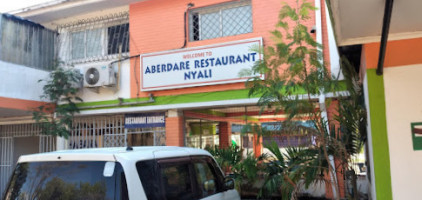 Aberdare Nyali outside