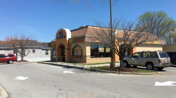 Taco Bell outside