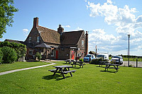 The Old Chequers inside