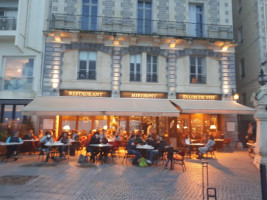 Patisserie Miremont food