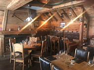 RESTAURANT LE CHALET food