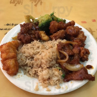 Hunan Buffet Sushi And Grill food