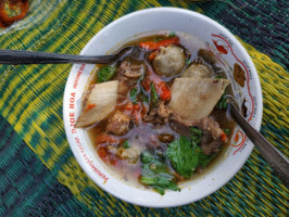 Kedai Bakso Plengor Alun Alun Tegal food