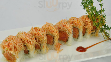 Reiki Sushi Asian Bistro food