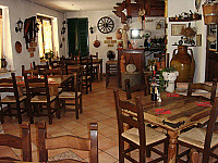 Trattoria Dolce Sosta inside