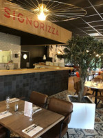 Signorizza La Mothe Achard food