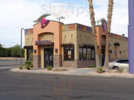 Taco Bell outside