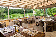 Restaurant Et Bar Les Caroubiers food