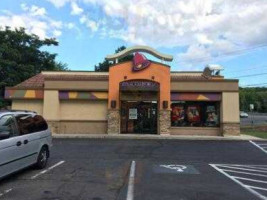 Taco Bell outside