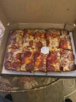 Jet's Pizza food