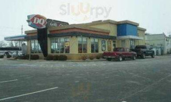 Dairy Queen Grill Chill outside