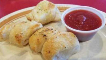 Pizza Hut food