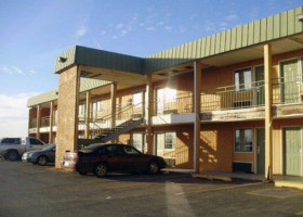 Econo Lodge Elk City outside