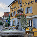 du Cygne outside