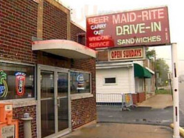 Maid Rite inside