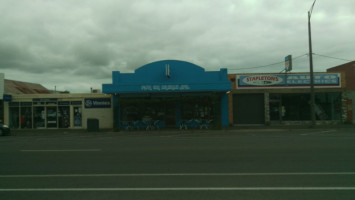 Fish On Barkly outside