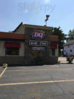 Dairy Queen Grill Chill outside