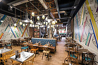 Zizzi Derby Intu inside