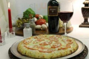 Pizza Milano food