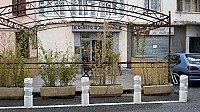 Le Bistrot D'attirance outside