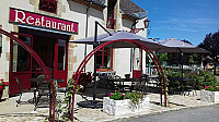 Auberge De Saint-Aubin inside