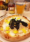 Le Torri Pizzeria food