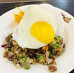 Sisig Hooray food