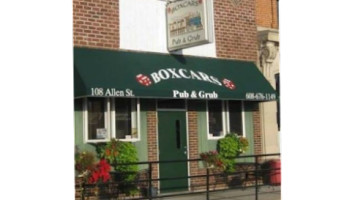 Boxcars Pub Grub outside