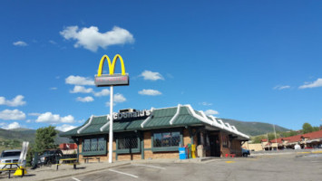 Mcdonald's outside