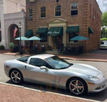 Main Street Cafe Catering outside