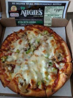 Augie's Pizza food