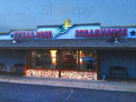 Texas Rose Steakhouse outside