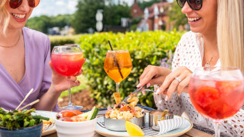 The Fishery Inn food