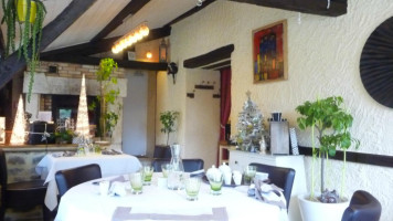 Le Vieux Moulin food