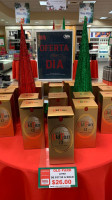 Ueta Duty Free Progreso inside