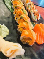 Sushi Nami food