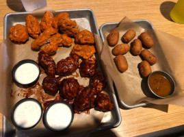 Buffalo Wild Wings food