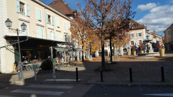 Brasserie Le Grand Café inside