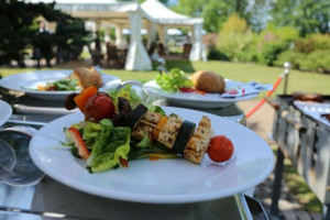 Restaurant im Seepark Kurhotel am Wandlitzsee food