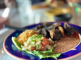 Mi Tierra Café Y Panadería food