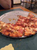 Monical's Pizza Of Pontiac food