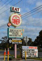 Sabina's Diner & Ice Cream Shop outside