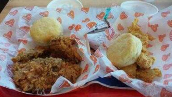 Popeyes Louisiana Kitchen inside