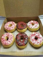 Four Season Donuts food