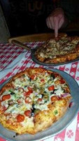 Matt's Small Town Pizza food