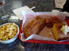 Buffalo's Chicken Shack food