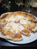 Pizza D’italia food