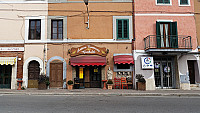 Antica Trattoria Garibaldi outside